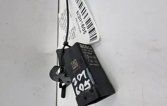 Renault Trafic III (X82) Other relay ŚWIEC 8200798585