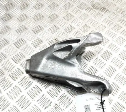 Porsche Macan (95B) Engine mounting bracket 8K0199307CB