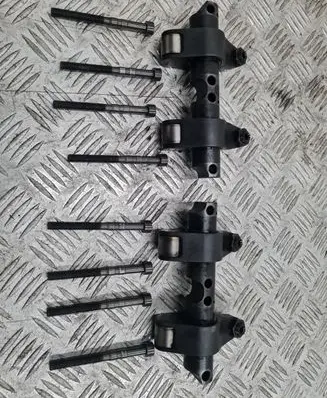 Volkswagen PASSAT B5.5 Other cylinder head part 