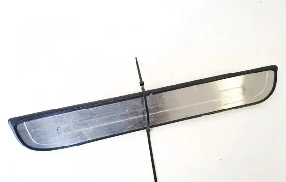 Mazda CX-7 Rear sill trim cover eg21687g0