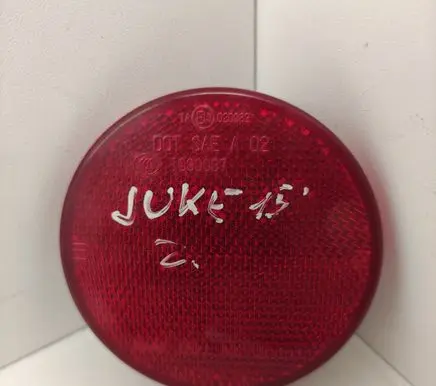 Nissan Juke I F15 Rear tail light reflector