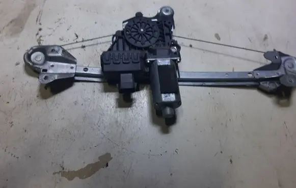 Opel Astra H Rear window wiper mechanism 994890100