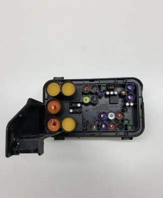 Skoda Octavia Mk2 (1Z) Fuse module 1K0937700B