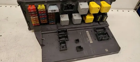 Volkswagen Crafter SAM control unit A9069006701