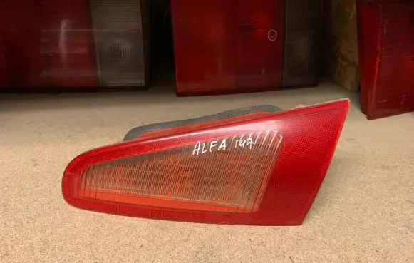 Alfa Romeo 147 Rear/tail lights 60693791