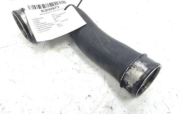 Volkswagen Touran I Engine coolant pipe/hose