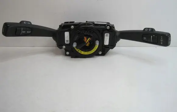 Volvo S60 Central console control unit 31313854