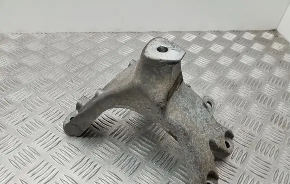 Audi A5 Sportback 8TA Engine mounting bracket 8K0199308CA