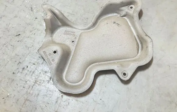 BMW 3 G20 G21 Timing belt guard (cover) 8666850