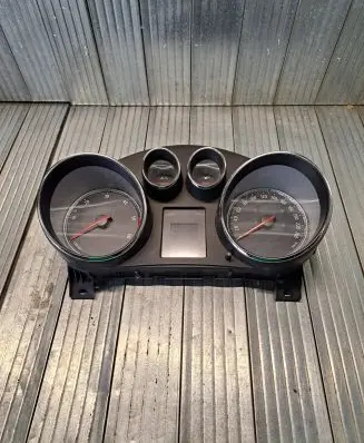 Opel Insignia A Speedometer (instrument cluster) 365903926 13327309 09254152010