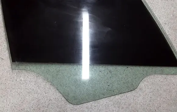 Fiat 500X Front door window glass four-door 43R007951