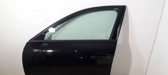 Audi A4 S4 B9 8W Front door