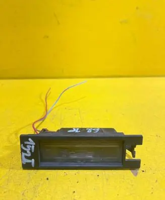 Opel Zafira B Number plate light