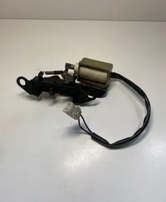 Alfa Romeo 156 Tailgate/trunk/boot lock/catch/latch 65005900 A997