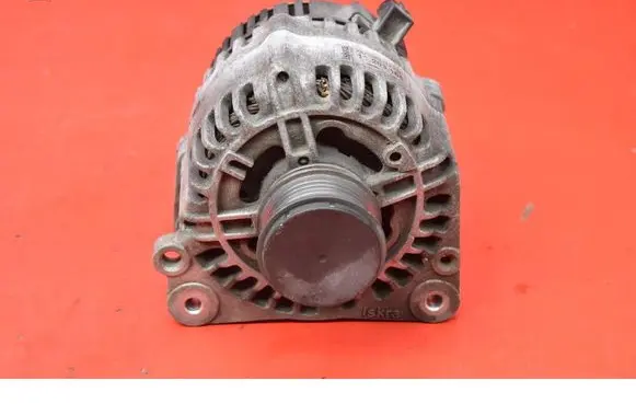 Volkswagen Golf IV Generator/alternator AAK5380