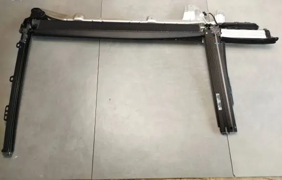 BMW 7 G11 G12 Rear door window curtain/sunshade 7358910