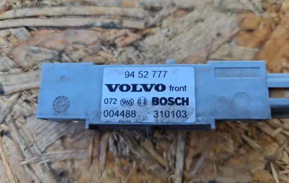 Volvo V70 Airbag deployment crash/impact sensor 9452777 004488 310103