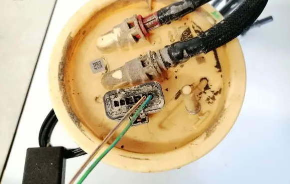 Fuel level sensor
