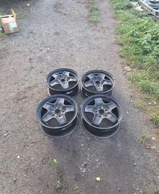 Volkswagen Golf VI R16 steel rim 5K0601027