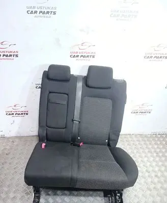 Chevrolet Captiva Rear seat 