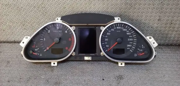 Audi A6 S6 C6 4F Speedometer (instrument cluster) 5550007301