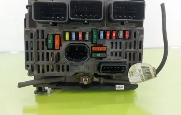 Citroen C5 Comfort/convenience module 9657718780