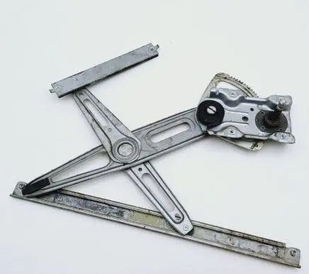 Toyota Yaris Front door manual window regulator