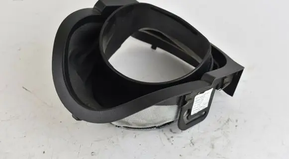 Steering wheel column trim