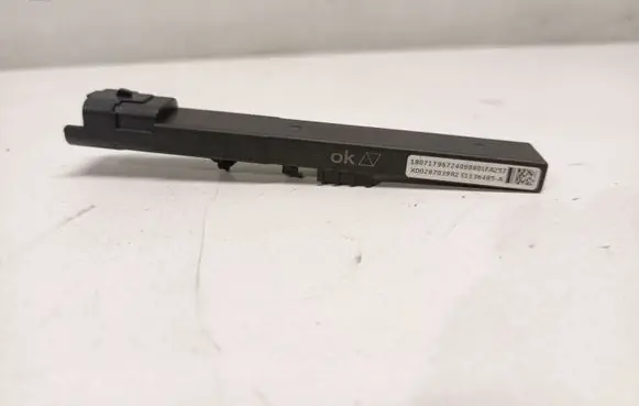 Peugeot 5008 II Keyless system antenna 9672409080 6160F4