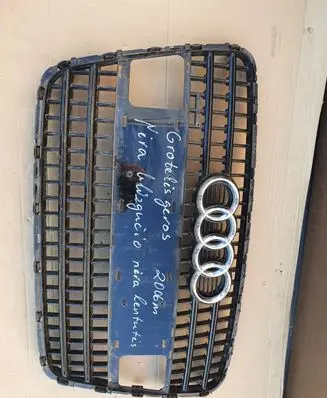 Audi Q7 4L Front bumper upper radiator grill 4L0853651A