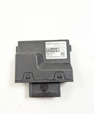 Audi A4 S4 B9 Fuel pump relay 8W0906093C