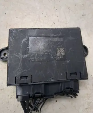 Ford Mondeo MK V Door control unit/module DG9T14B531 10138279 DG9T14C064
