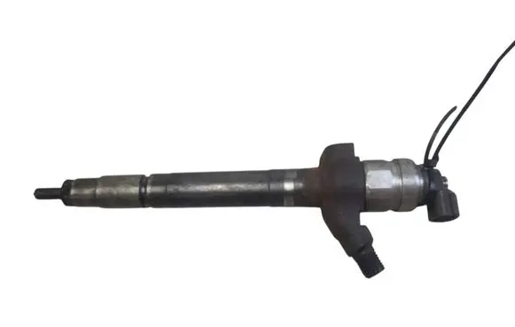 Fuel injector