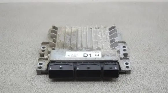 Nissan Qashqai Engine control unit/module 237104EA0B