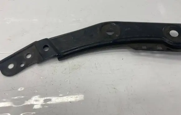 Volkswagen Sharan Radiator support slam panel bracket 7N0805931