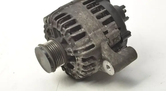Opel Insignia A Generator/alternator 13502581