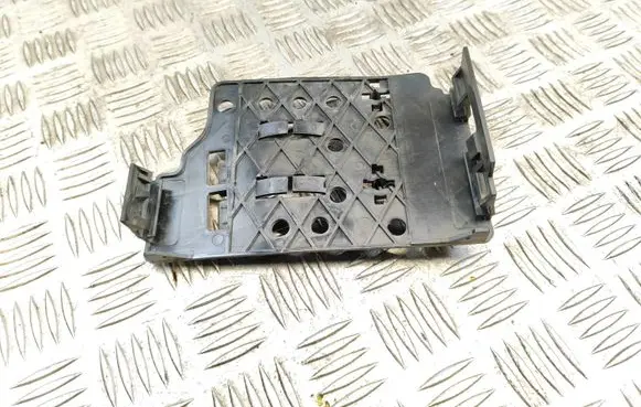 Skoda Fabia Mk2 (5J) Other engine bay part 6R0906507F