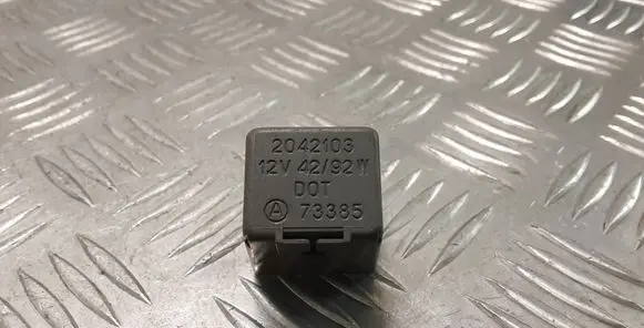 Citroen Xsara Other relay 2042103