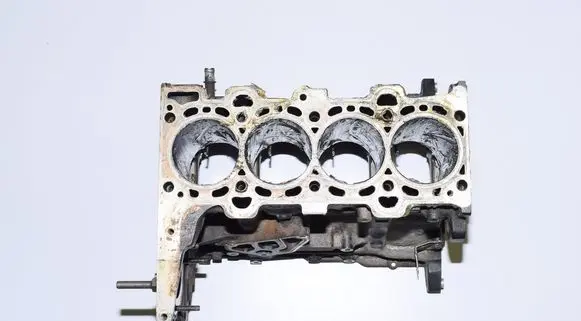 BMW 3 E90 E91 Engine block 7786664