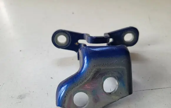 Renault Clio V Rear door upper hinge 