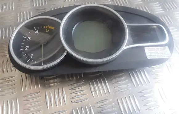 Renault Megane III Speedometer (instrument cluster) A2C53258659