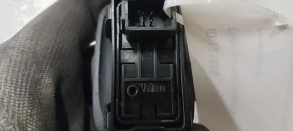 Peugeot 207 Electric window control switch 96548609