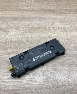 BMW 1 E81 E87 Aerial antenna amplifier 9204421 108196