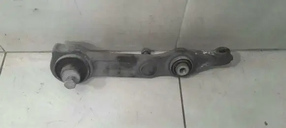 Mercedes-Benz E AMG W211 Front control arm A2113308207
