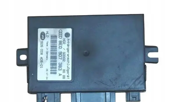 Volkswagen Touareg I AHM trailer towing control unit/module 8E0907383A