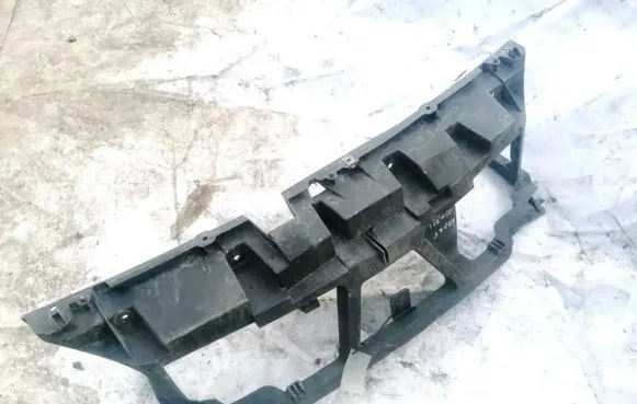 Renault Scenic II - Grand scenic II Radiator support slam panel 8200140174 00003S28
