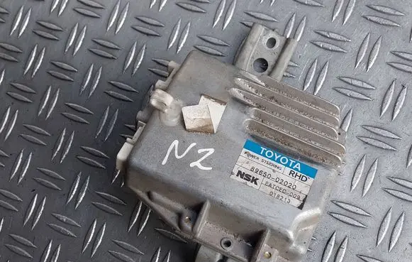Toyota Corolla E120 E130 Power steering control unit/module 8965002020 018213