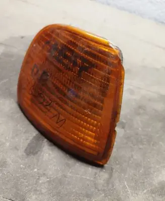 Volkswagen Caddy Front indicator light 6R01498