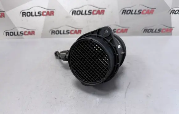 Volvo XC70 Mass air flow meter 30677999 0281002730 6460824
