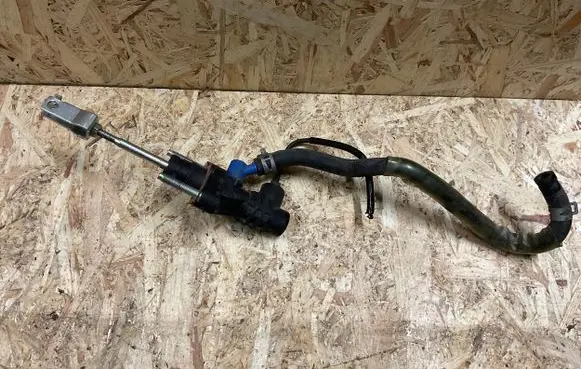 Toyota Avensis T250 Master brake cylinder 